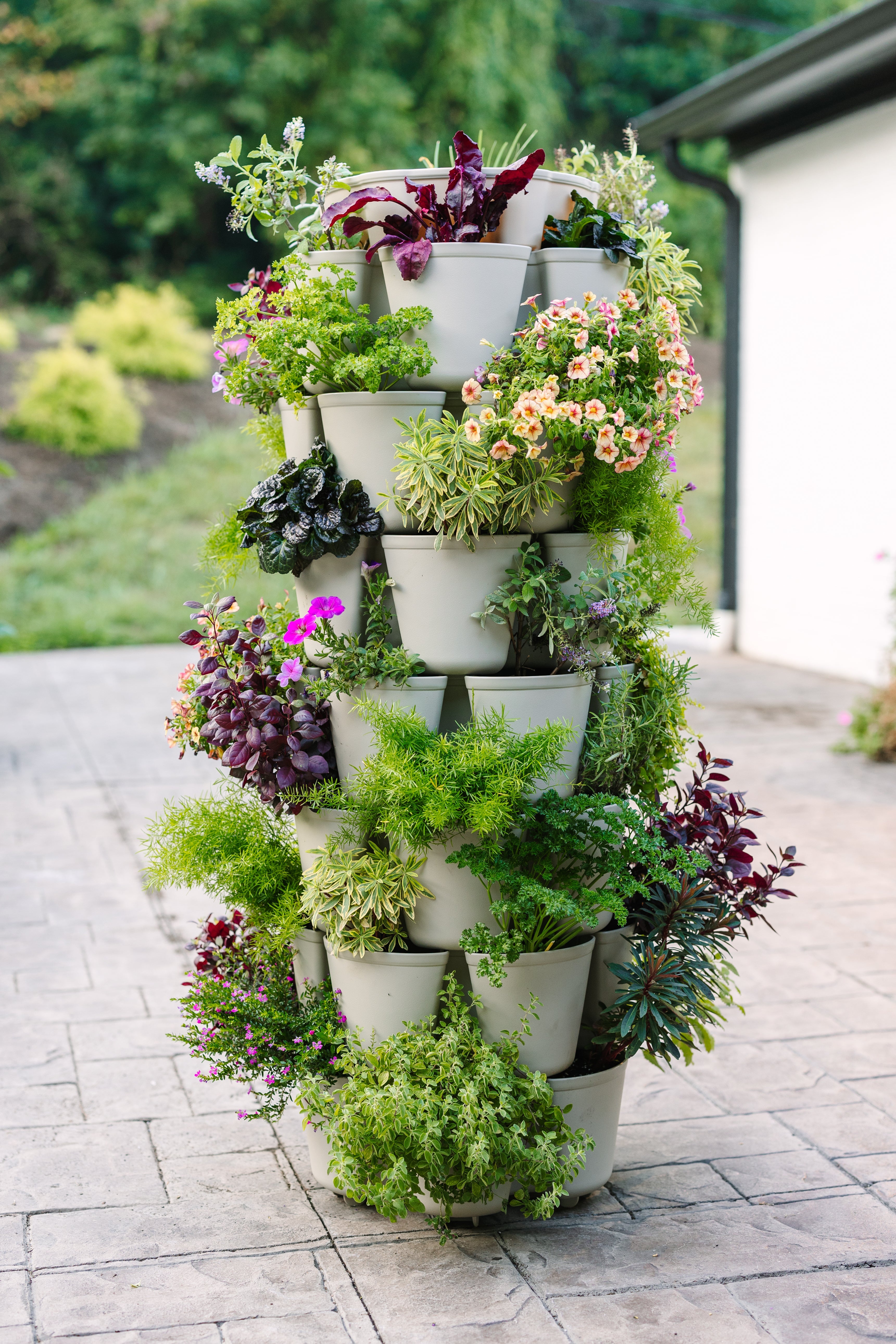 7 Tier GreenStalk Leaf Vertical Planter | Stunning Stone (Basic Texture)