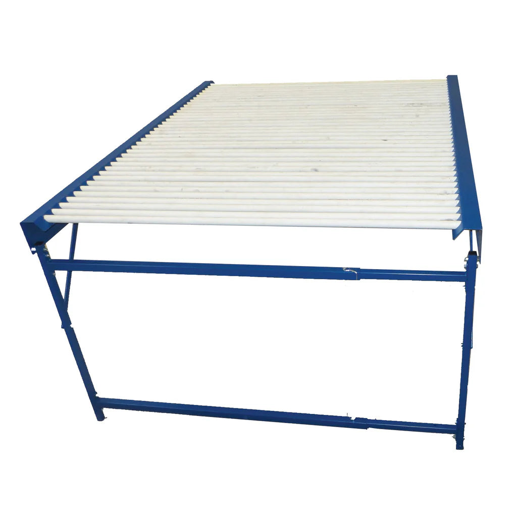 Skirting table with legs